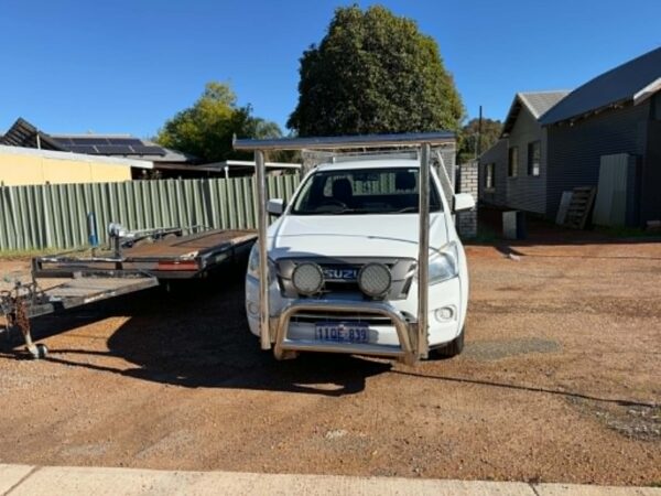 Ute-front Ute front